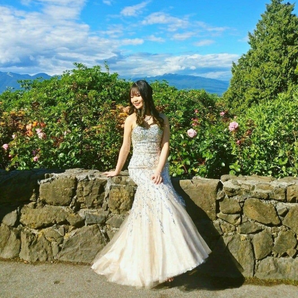 FORMAL DRESS